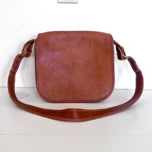 Vintage NYC Coach Shoulder Saddle Bag British Tan Leather 70s 80s USA #8101